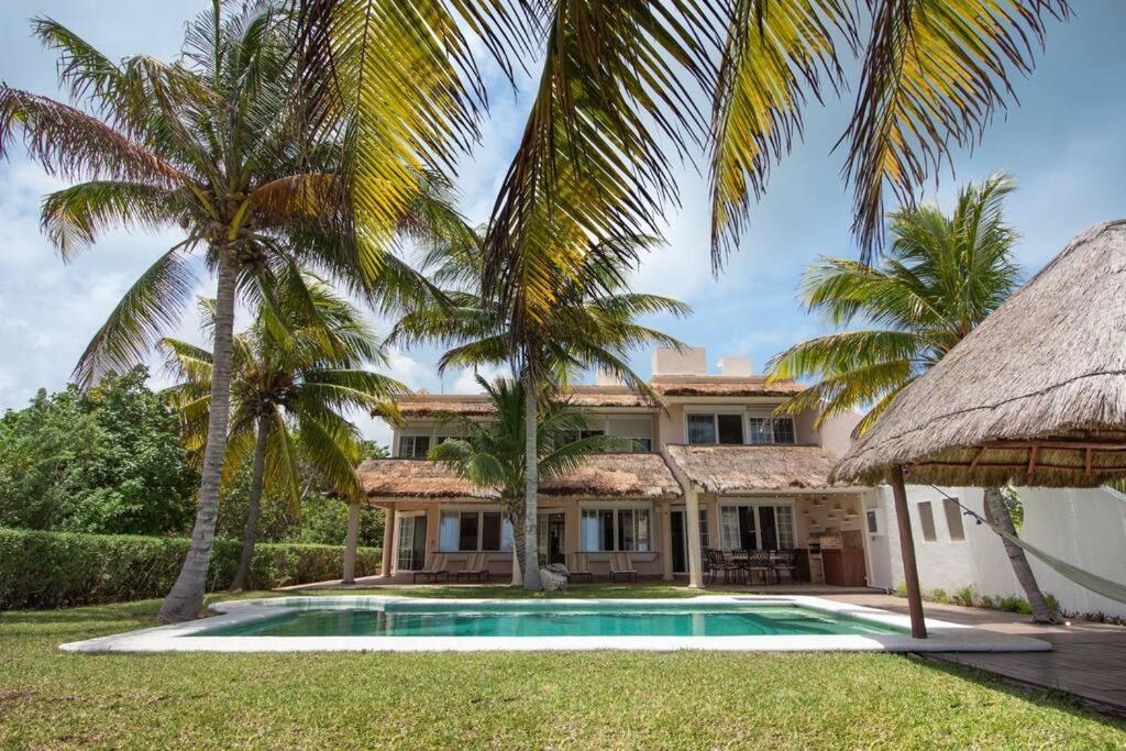 El Meco Beachfront & Private Pool Villa By Casa Paraiso Cancún Dış mekan fotoğraf