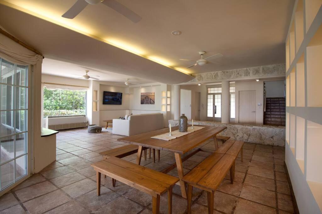 El Meco Beachfront & Private Pool Villa By Casa Paraiso Cancún Dış mekan fotoğraf